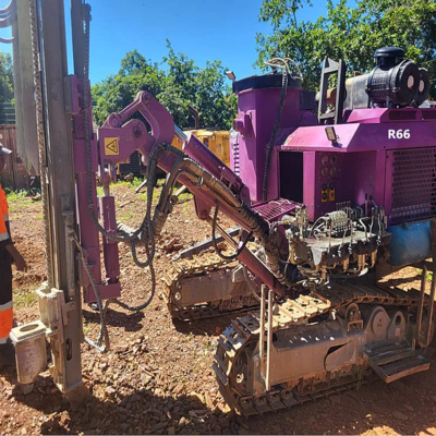 採鉱掘削リグ装置 分離ブラストホール掘削機 クローラー掘削リグ